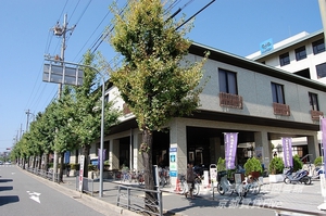 京都中央図書館